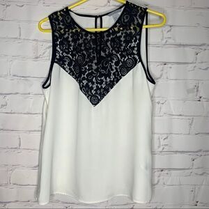 H&M size white size 10 top‎